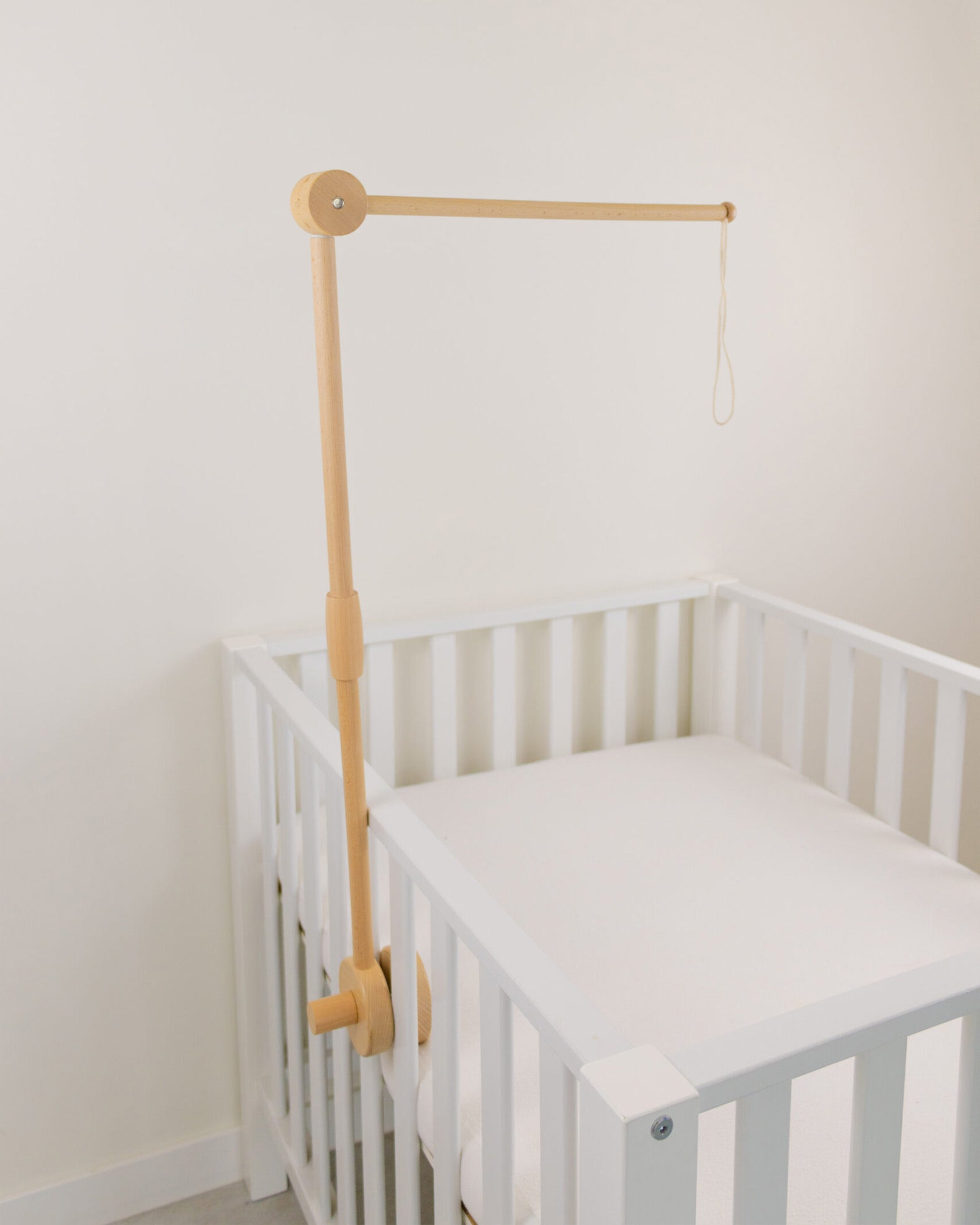 wooden arm zoom baby mobile
